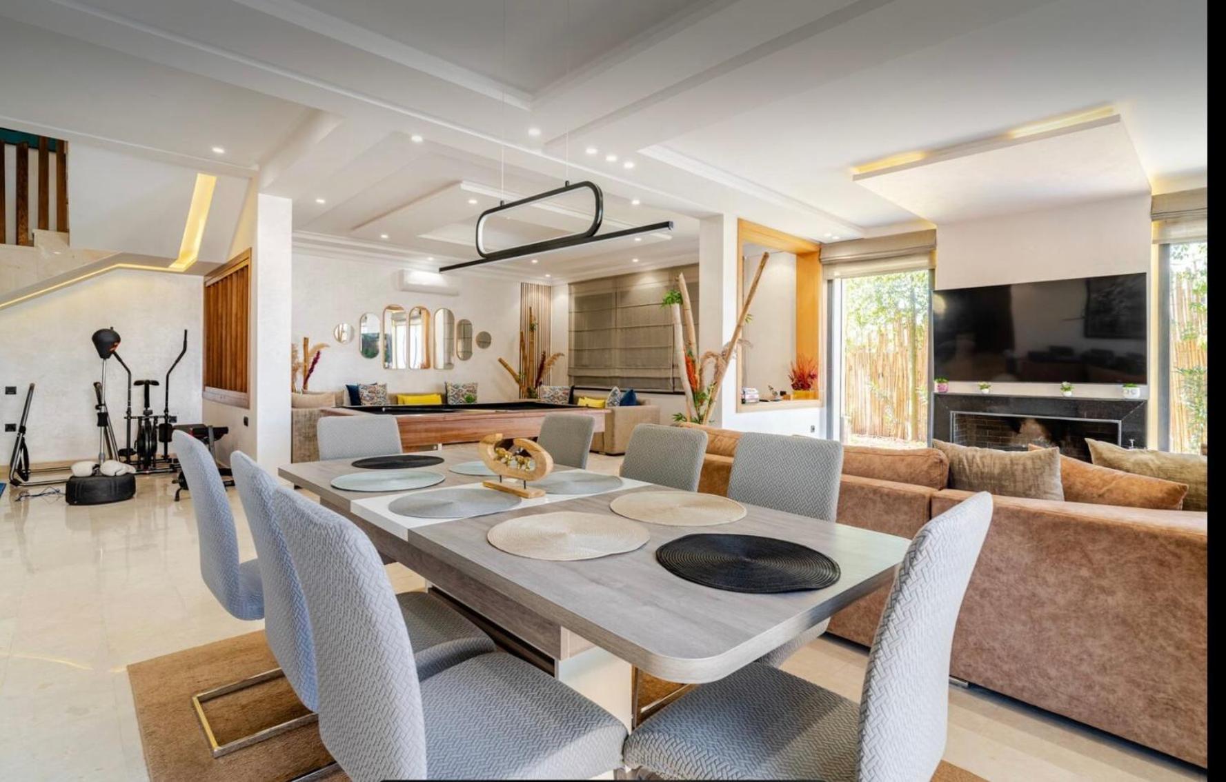 Villa Exotic Vip Family Only -service Chambre,billard,ping-pong,piscine Privee -chauffee Sur Demande-
