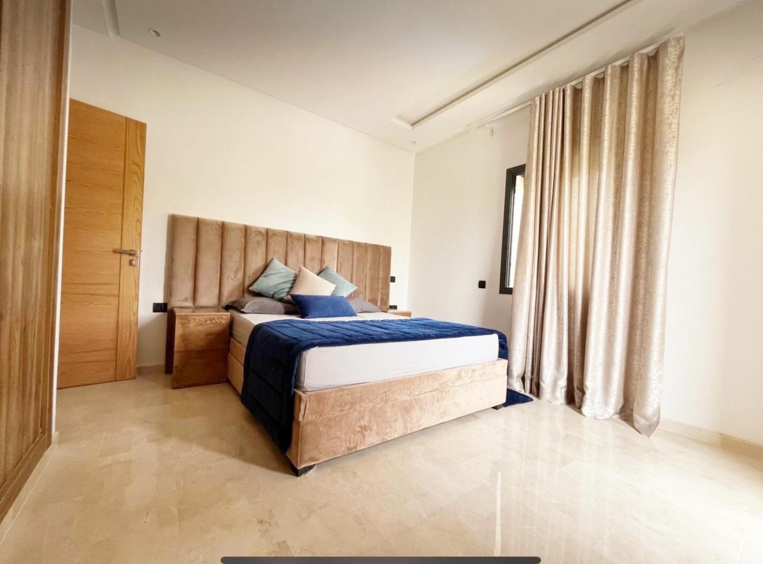 Exotic Vip Family Only -service Chambre,billard,ping-pong,piscine Privee -chauffee Sur Demande- Villa Marrakesh